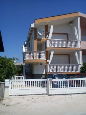 Apartmani Mira Sabunike